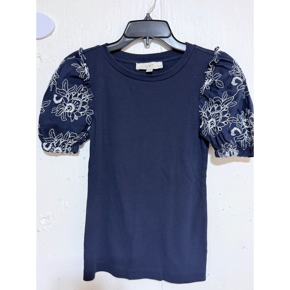 LOFT Petites Navy Blue Ribbed Puff Sleeve Top Floral Eyelet Embroidery XSP